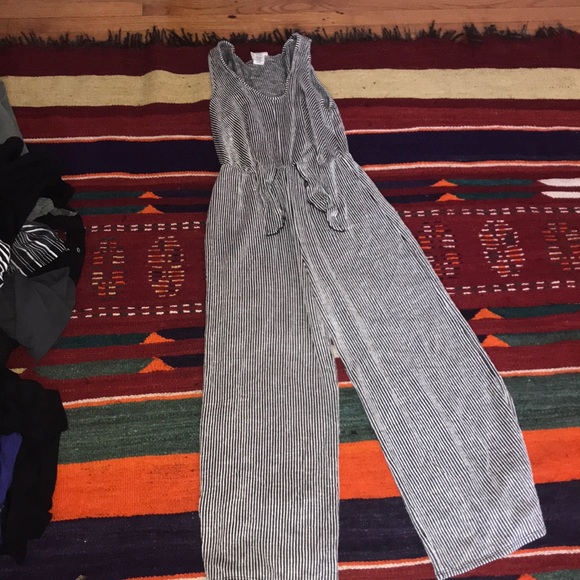 Jumpsuit - Picture 1 of 3